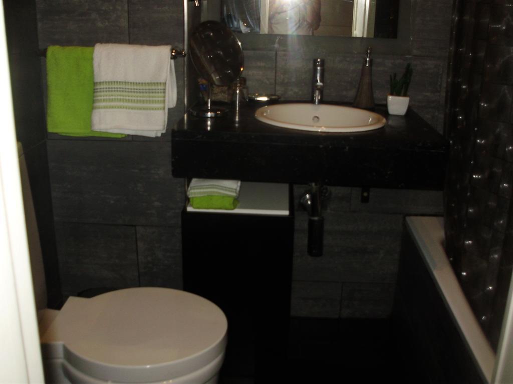 Miguel Torga Room โกอิมบรา ภายนอก รูปภาพ